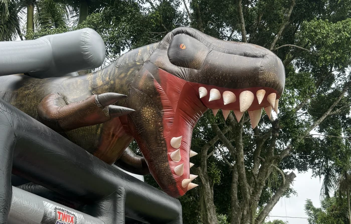 T-Rex  3